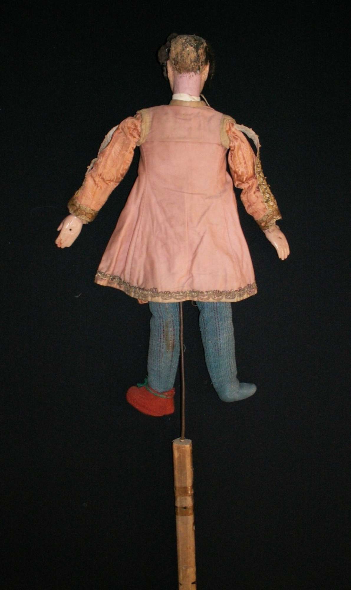 Retro prima del restauro